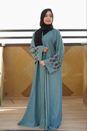 Zamrud Noor – Elegant Embroidered Abaya