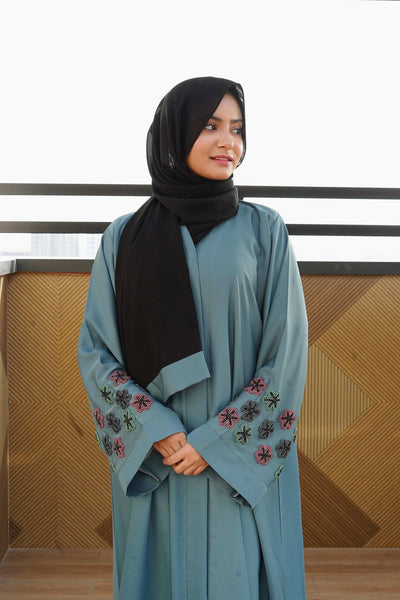 Zamrud Noor – Elegant Embroidered Abaya